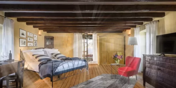 Booking-com-Travel-boldly-1